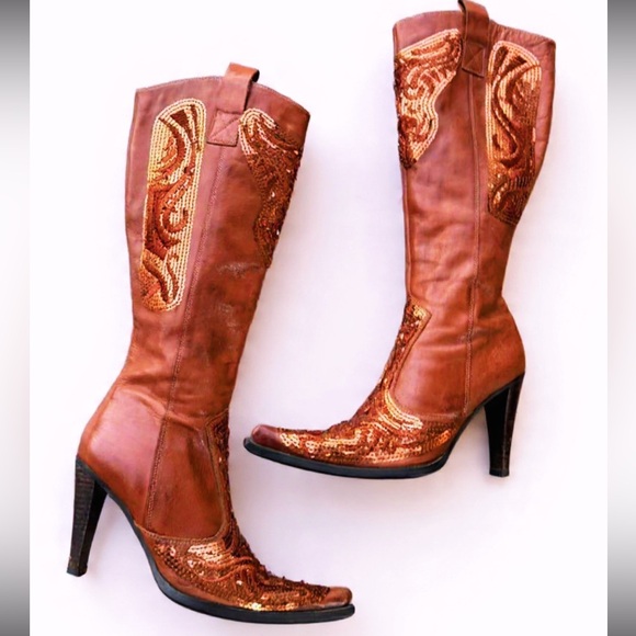 Dollhouse Shoes - Rare Dollhouse cowgirl boots